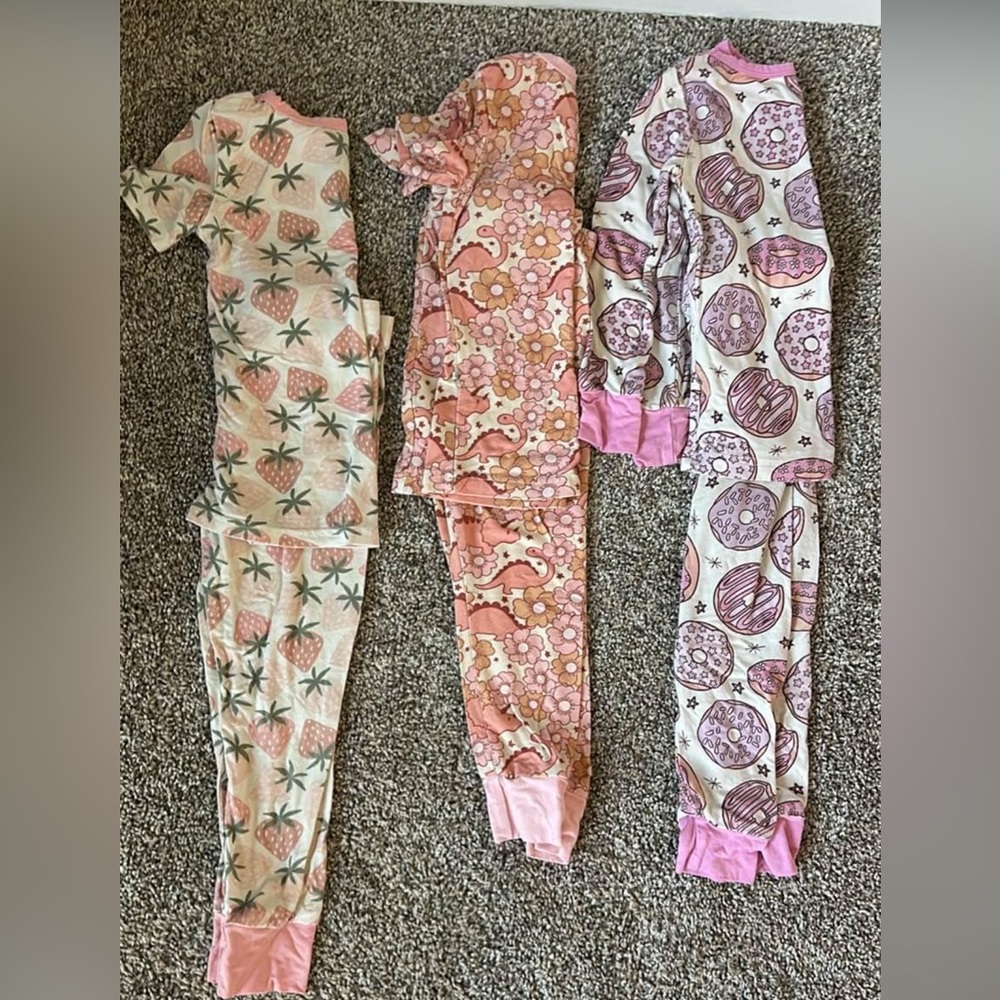 BAMBOO PAJAMAS! Caden Lane PJ’s Size 2T!